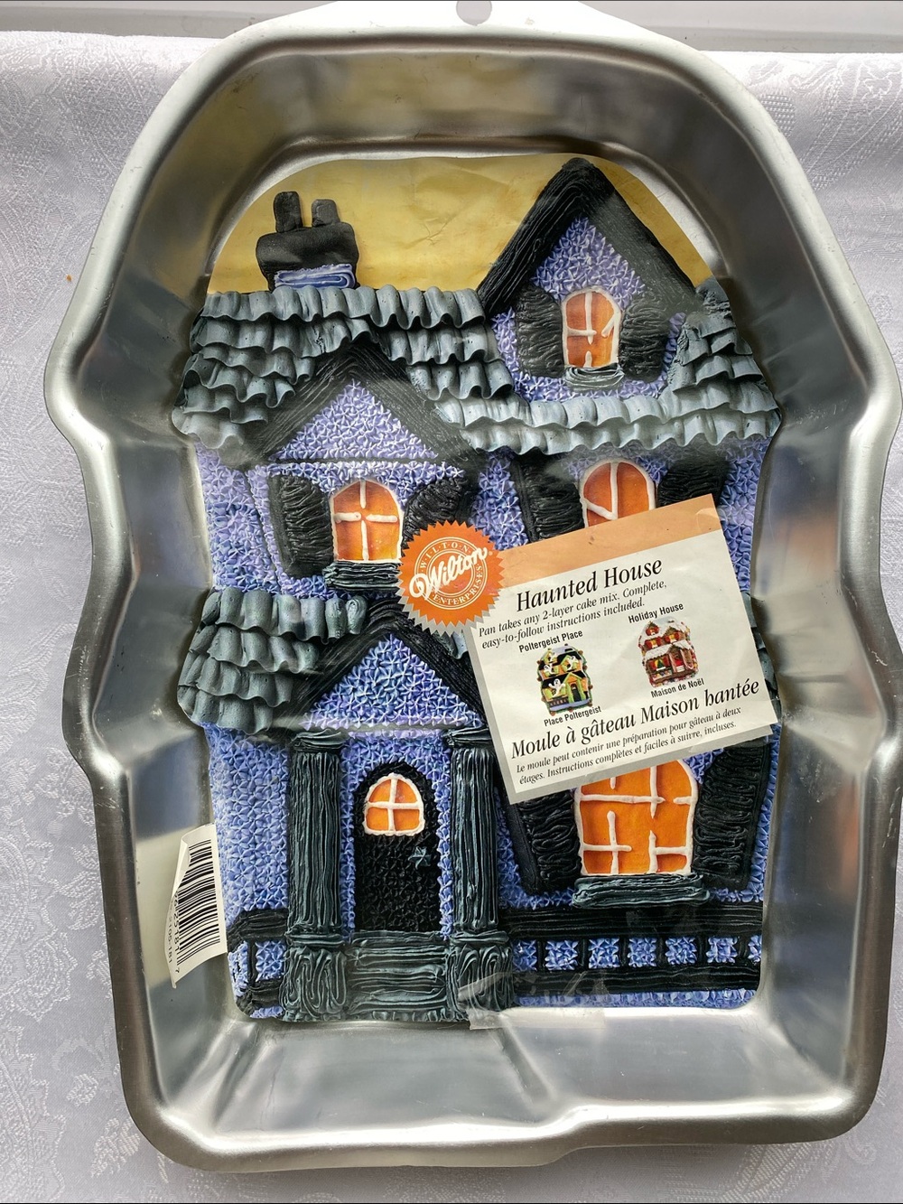 Wilton Haunted House or Christmas House cake pan, 2105-181, 2000, 11.5x8”